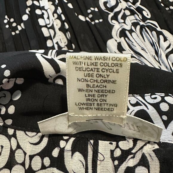 Blouse Womens Large Baroque Black White Pleated Bell Sleeve Button Up Retro Chic - Picture 8 of 8